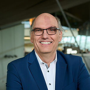 Dr. Franz Decker, CIO & Senior Vice President BMW Group IT - Referent auf dem automotiveIT Kongress 2026