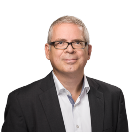 Dr. Dirk Slama